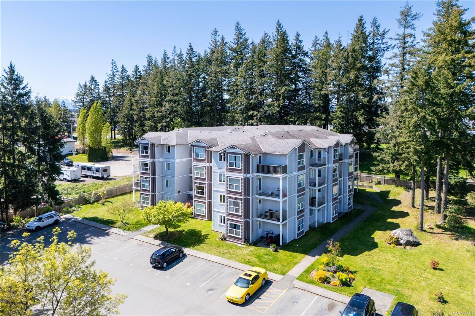 Campbell River, BC V9W 2S3,282 Birch St #307