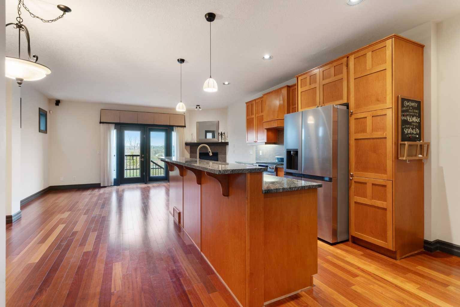 Calgary, AB T2E 5N3,1312 Russell RD Northeast #104
