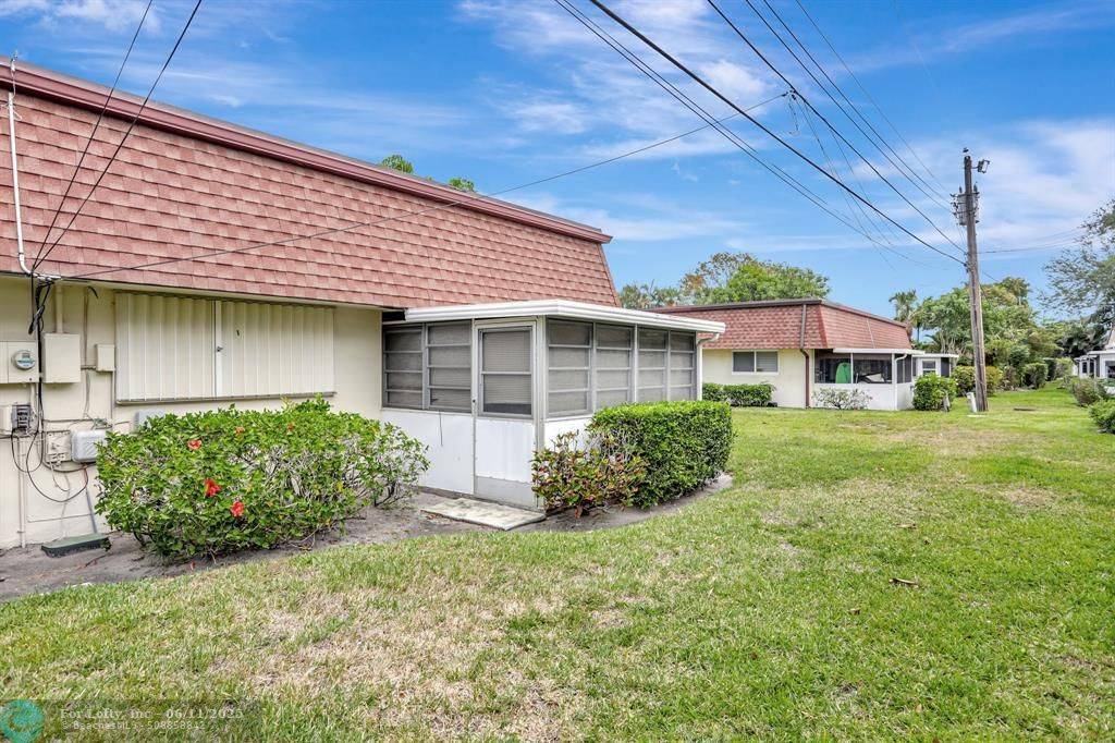 Lighthouse Point, FL 33064,1996 NE 33rd St  #4