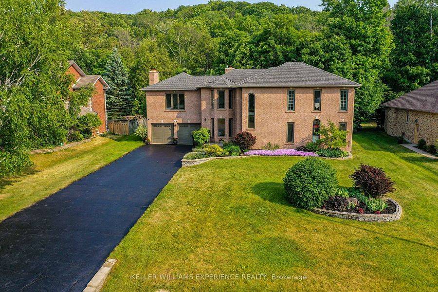 Springwater, ON L9X 0G9,19 PRIEST AVE