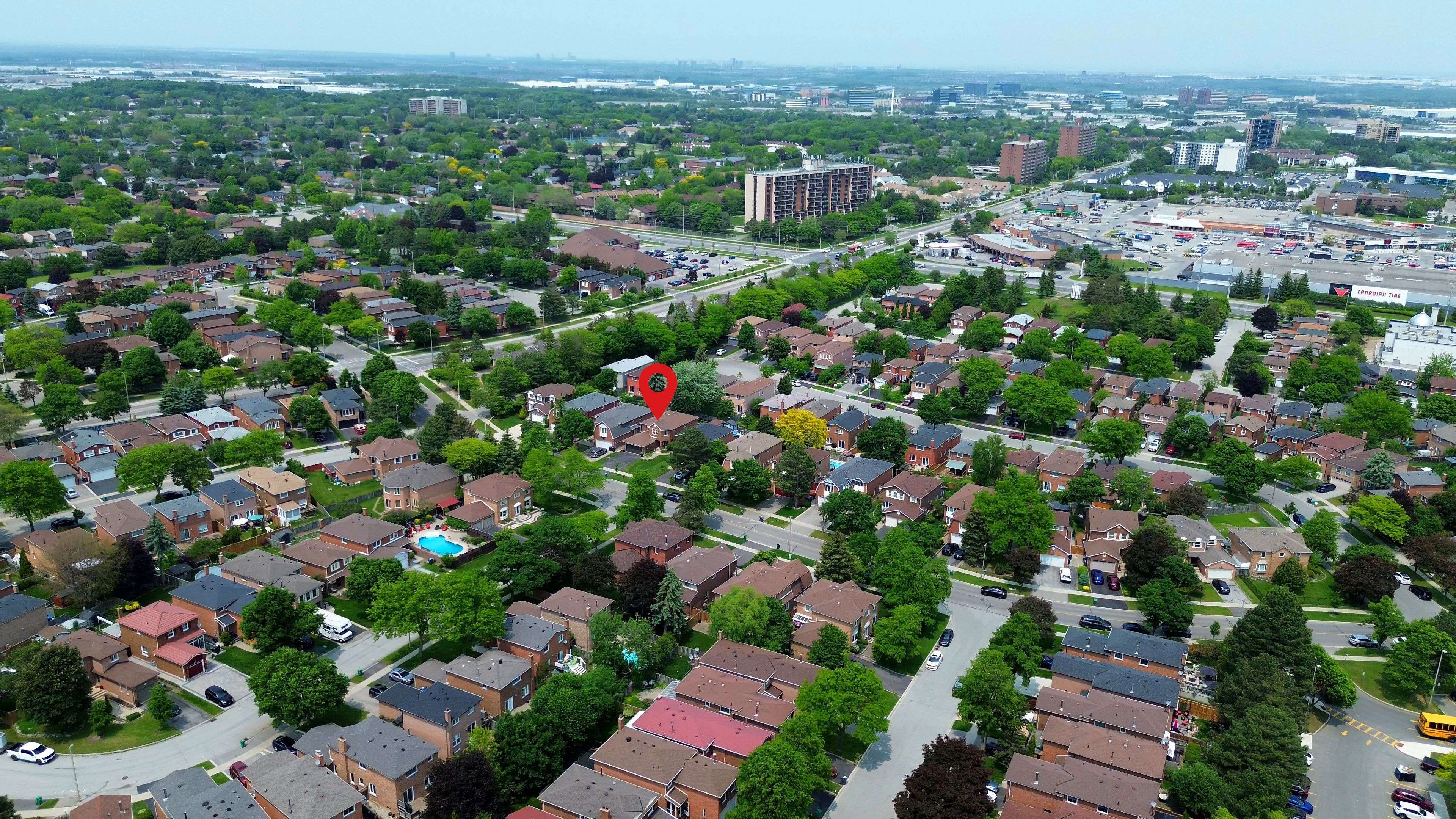 Mississauga, ON L5N 3X9,6827 Edenwood DR
