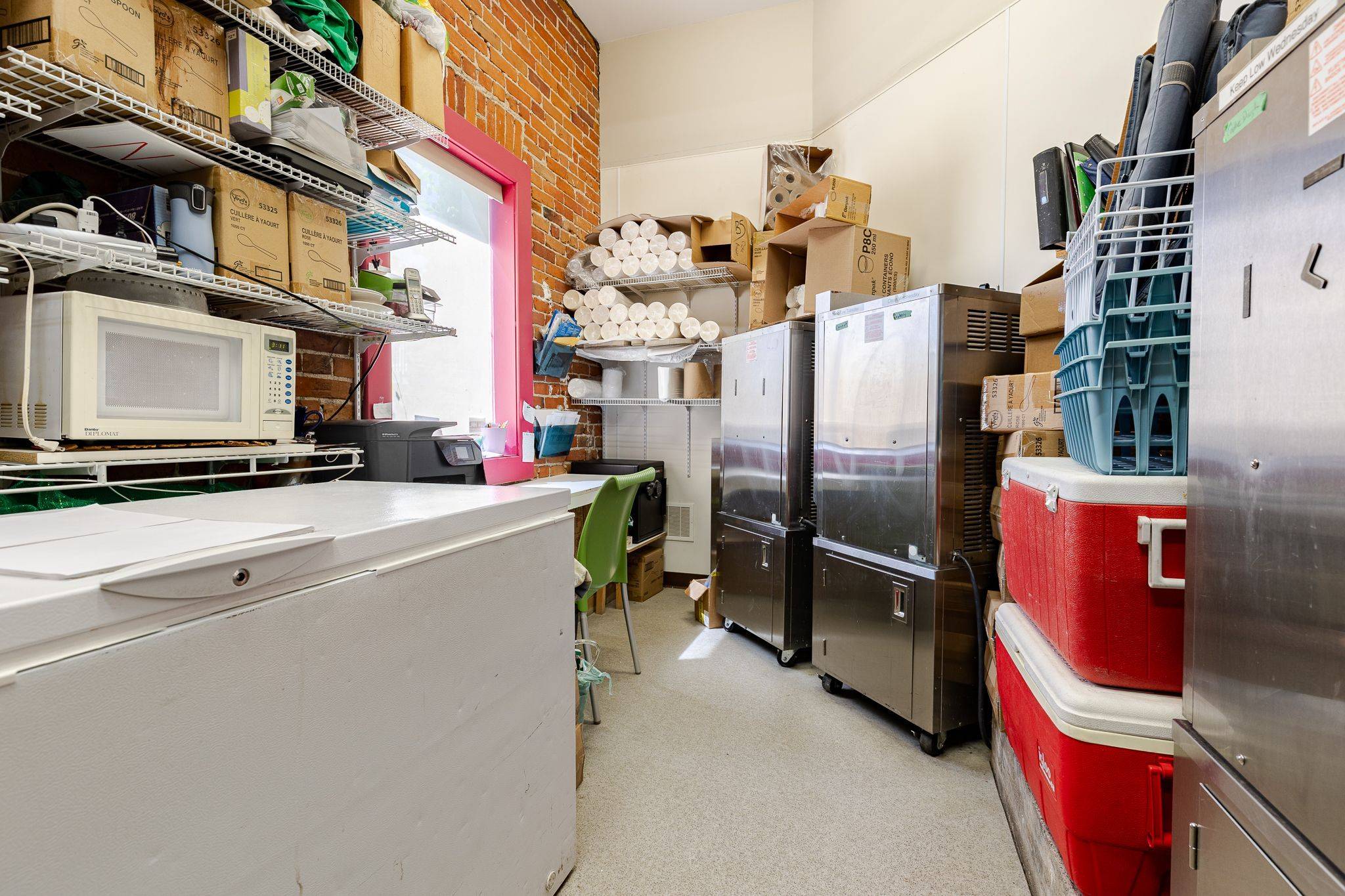 Peterborough, ON K9H 2L2,188 Hunter ST W #8