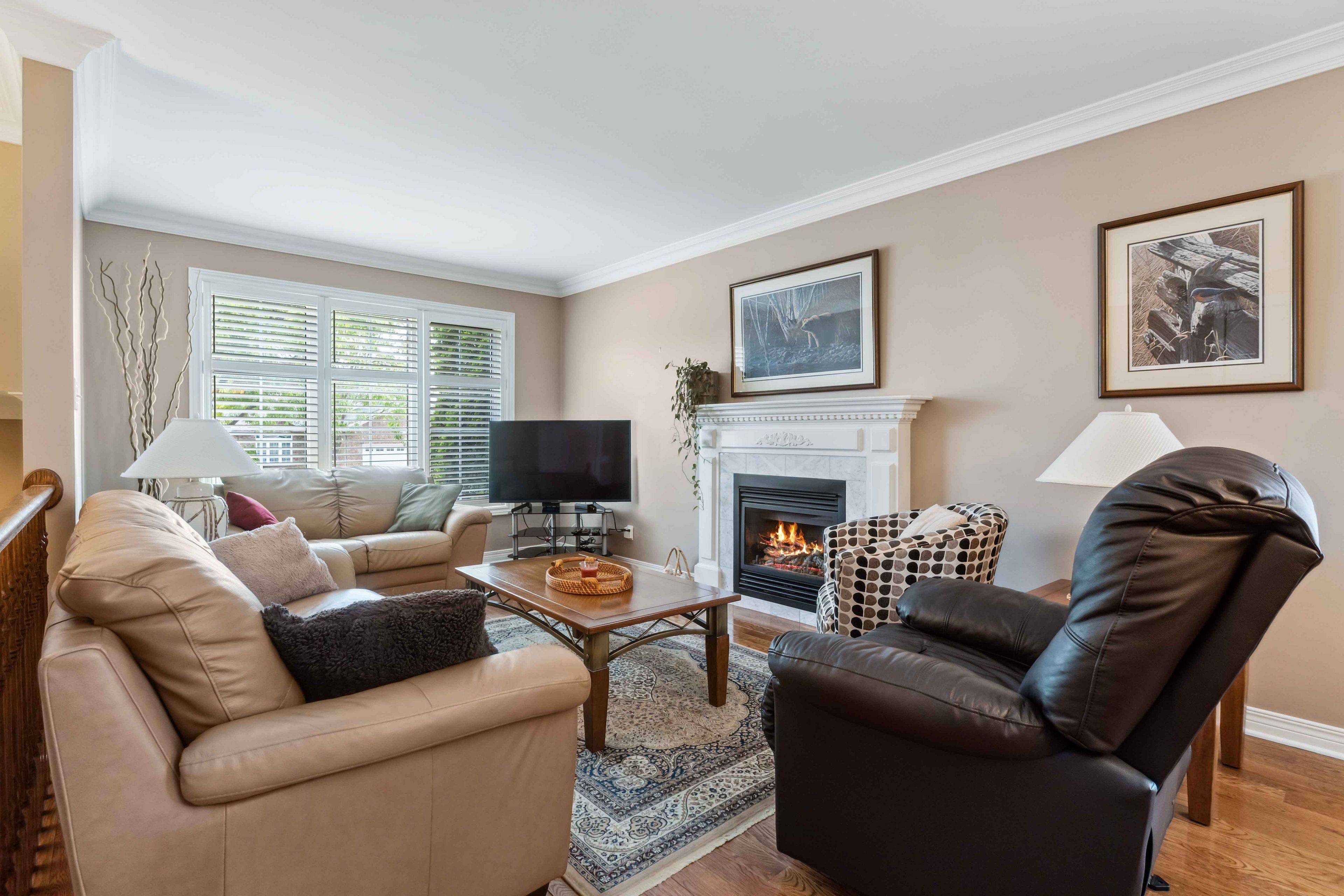 Niagara Falls, ON L2H 3K5,8123 Beaver Glen DR