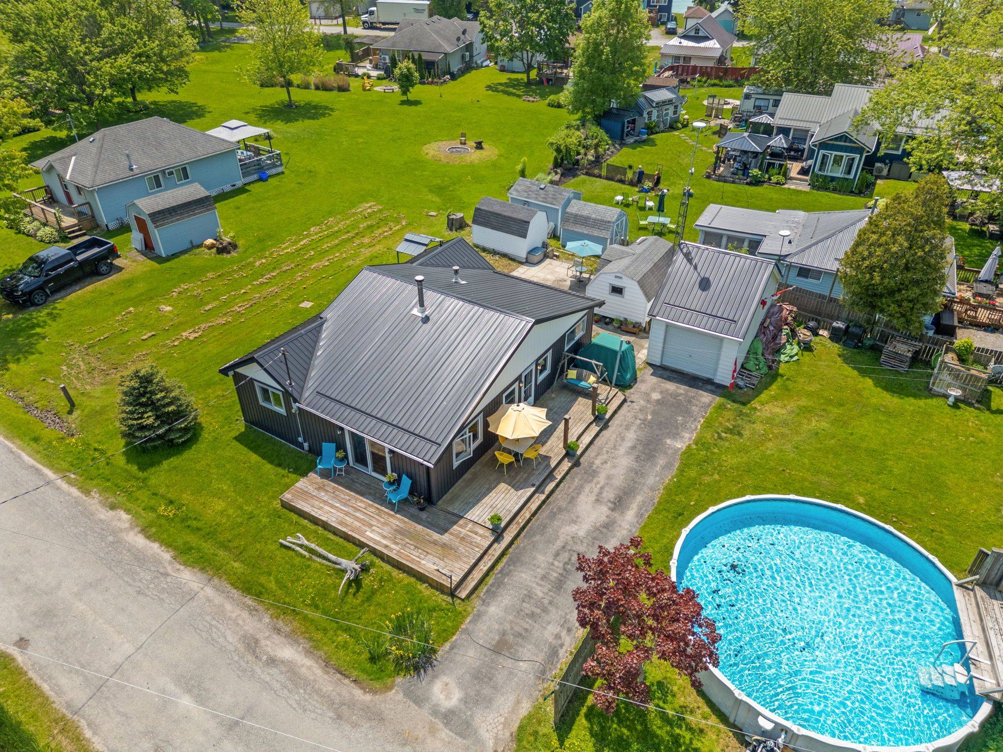 Haldimand, ON N0A 1L0,2 Reidy ST