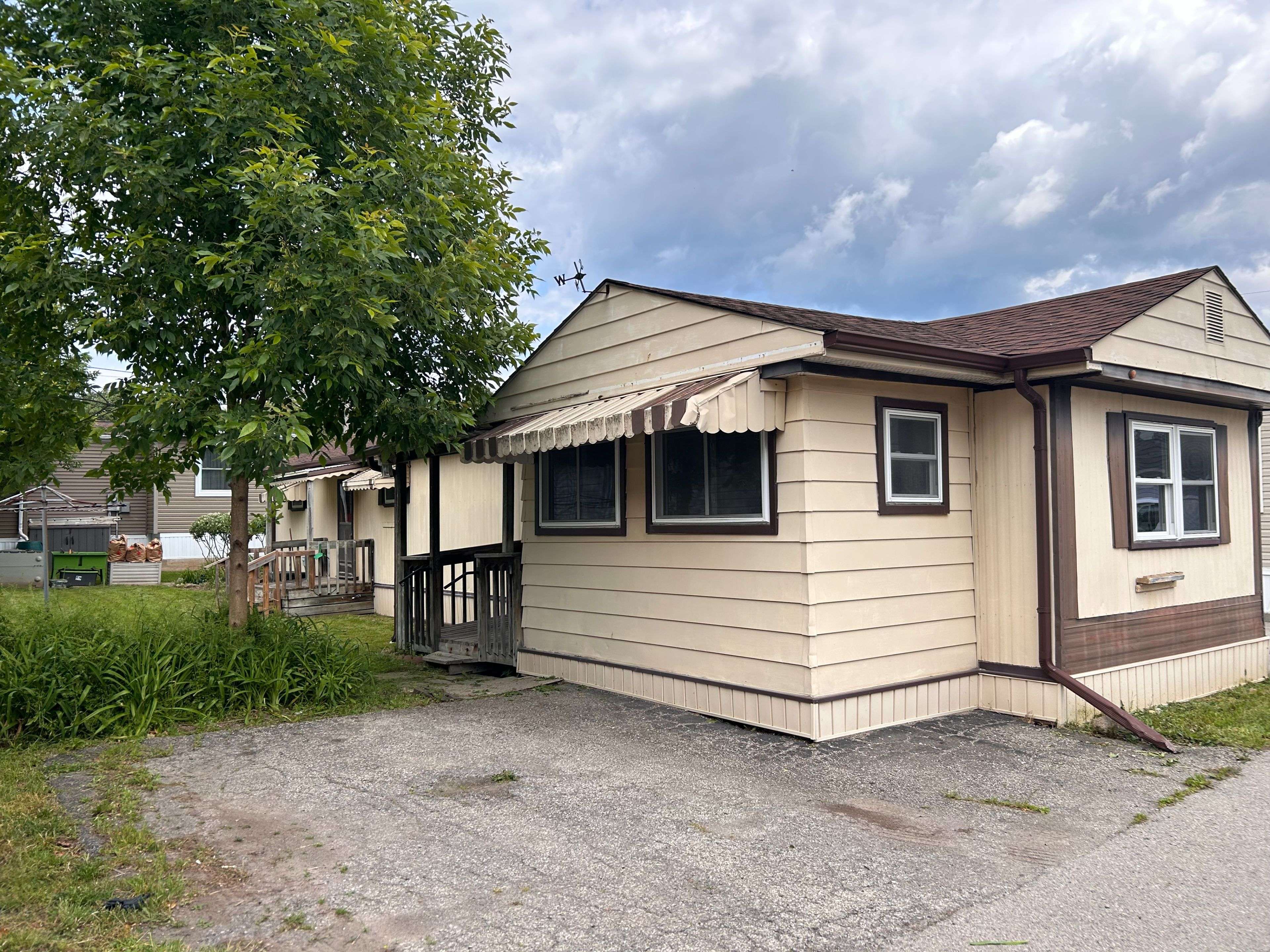 Lincoln, ON L3J 0W1,4581 Anna LN