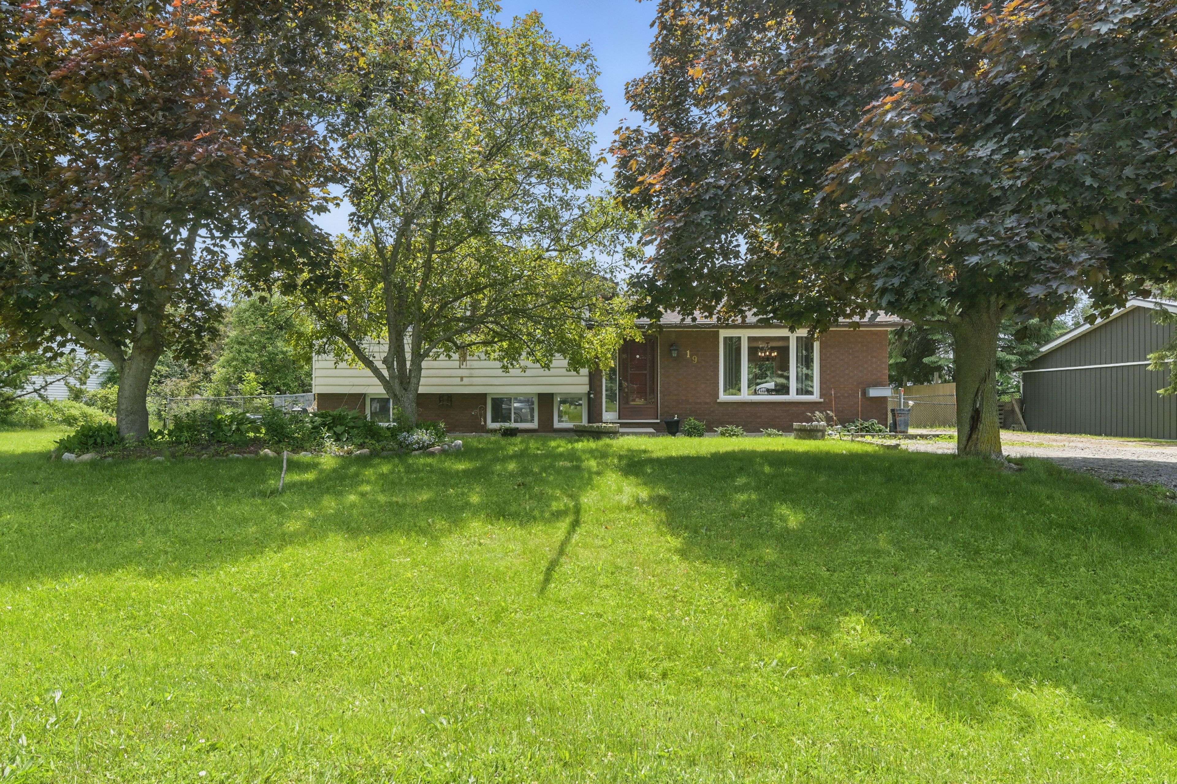 Otonabee-south Monaghan, ON K0L 2G0,19 Edwards DR