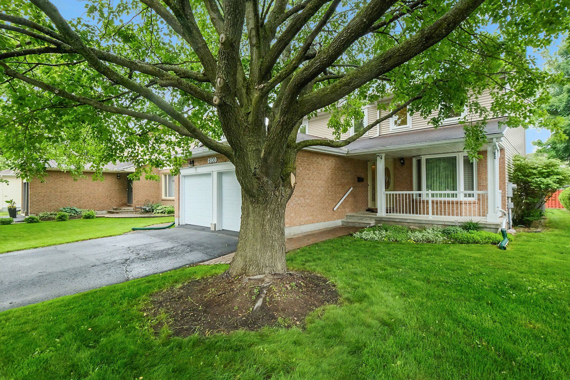 Orleans - Convent Glen And Area, ON K1W 1B9,6130 Buttonfield PL