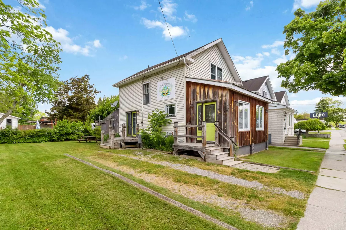 Norfolk, ON N0A 1N0,105 Market ST E