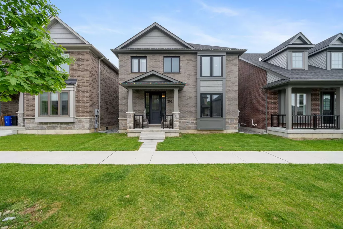 Port Hope, ON L1A 0E6,203 Strachan ST