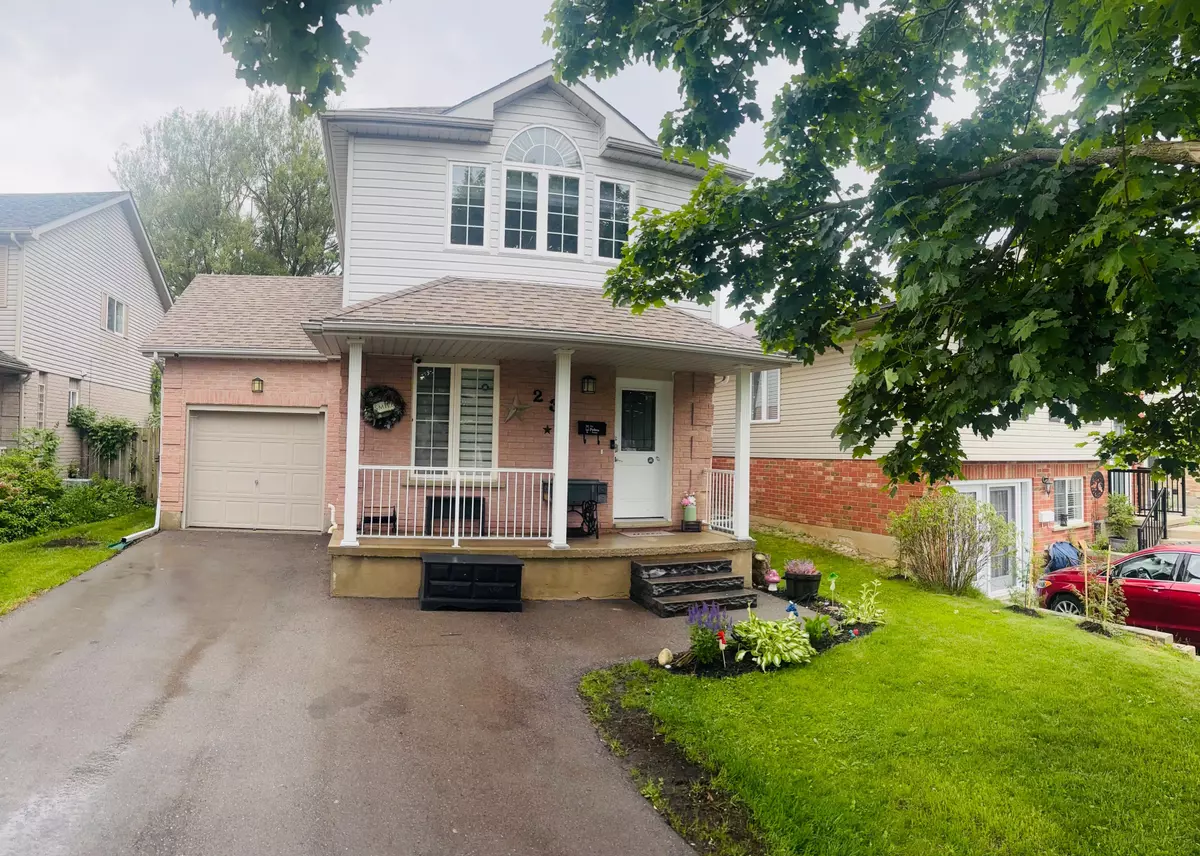 Tillsonburg, ON N4G 5S5,23 Tulip DR