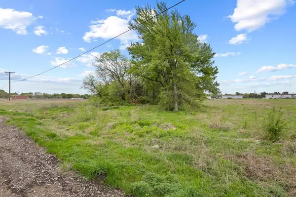 Bonham, TX 75418,355 Duvall Street