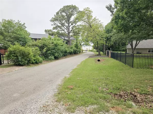 Pottsboro, TX 75076,1053 Paradise Cove Road