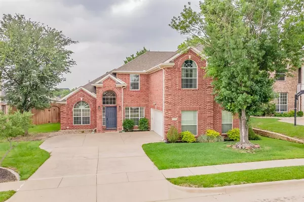 5309 Chatsworth Lane, Fort Worth, TX 76244