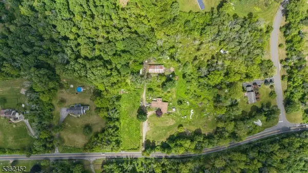 107 County Road 521, Hampton Twp., NJ 07860