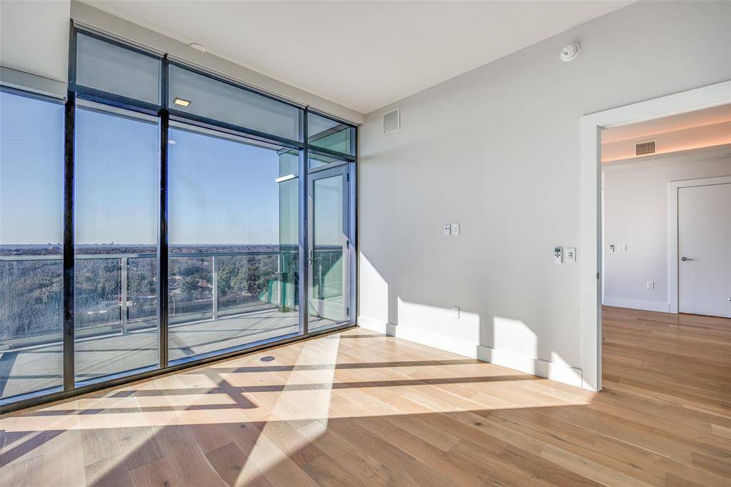 Dallas, TX 75225,8119 Douglas Avenue #908