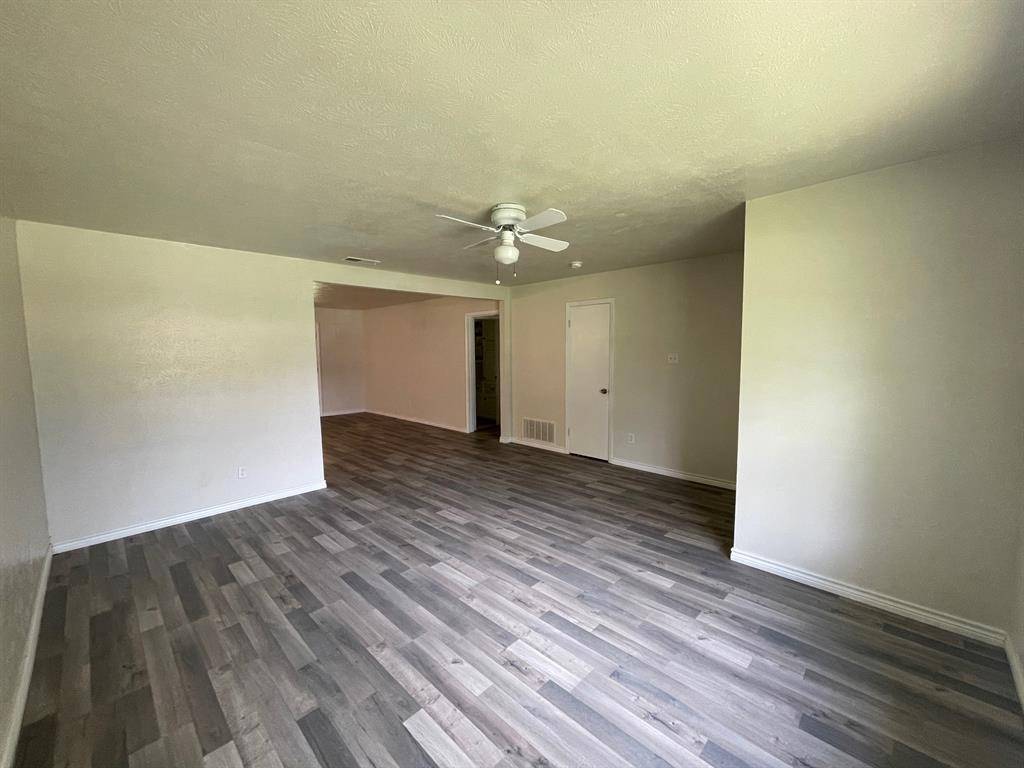 Corsicana, TX 75110,209 Churchill Avenue