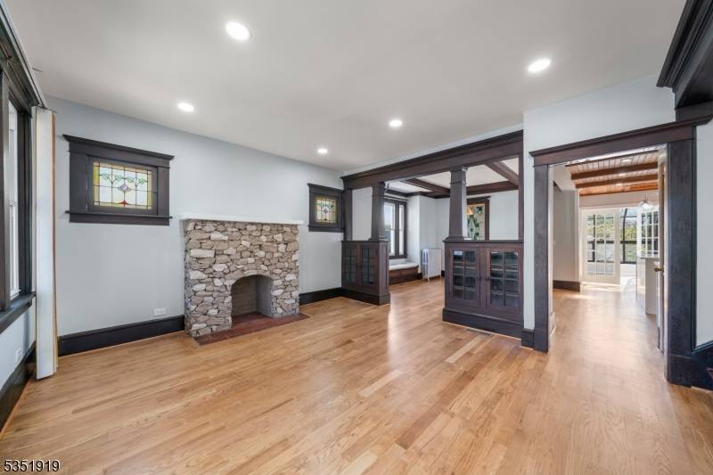 Edison Twp., NJ 08837,657 Amboy Ave