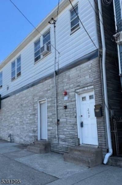 Clifton City, NJ 07011,293 Vernon Ave