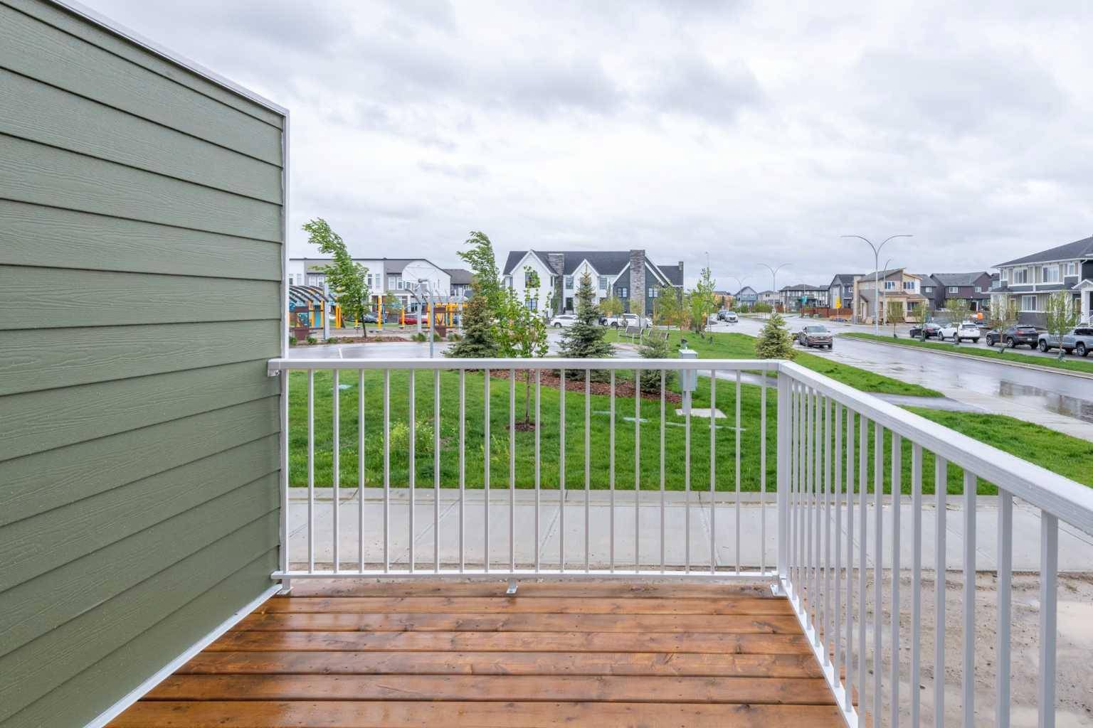 Calgary, AB T2X4L4,37 Walcrest LN Southeast