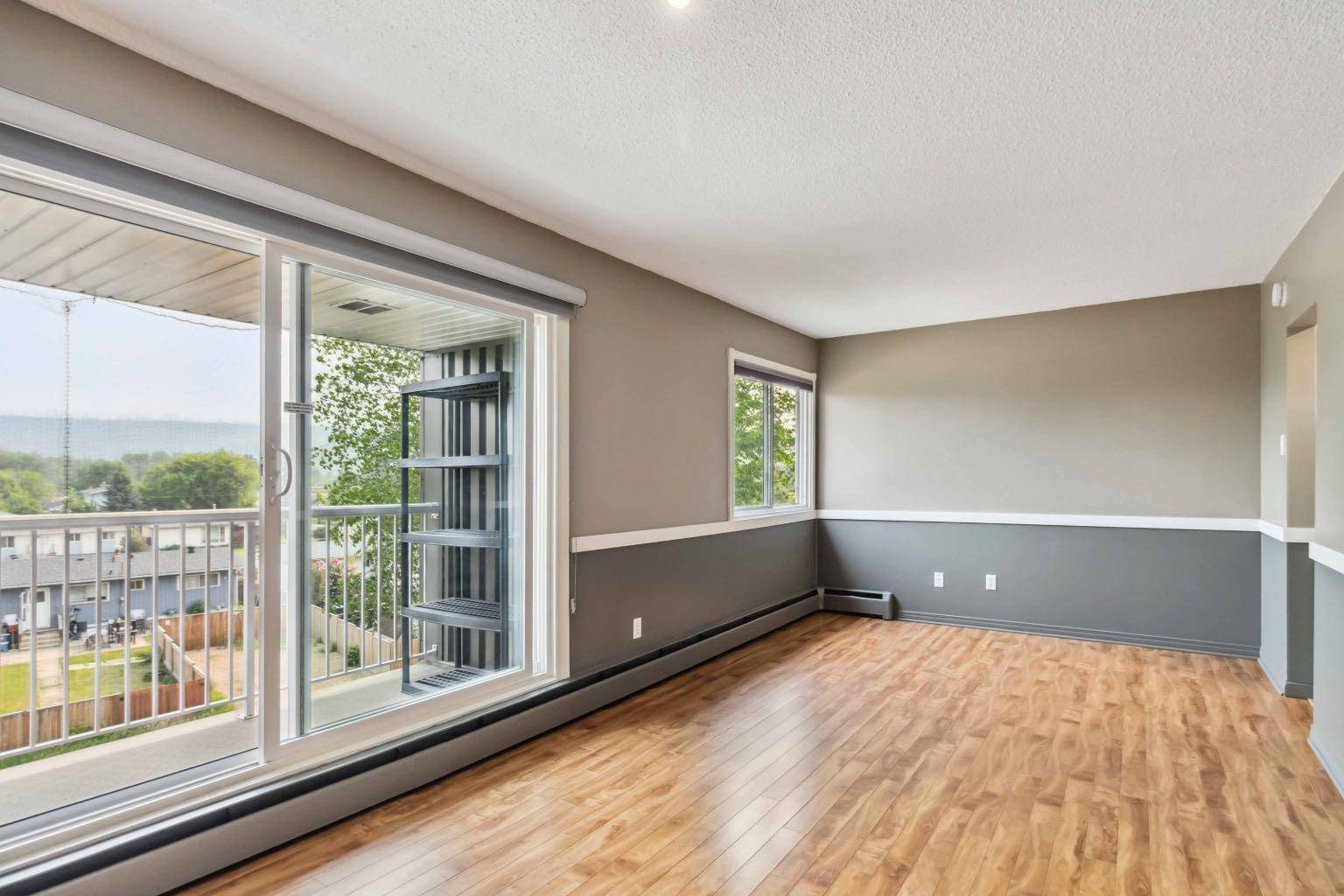 Fort Mcmurray, AB T9H 3Z9,7 Clearwater CRES #307
