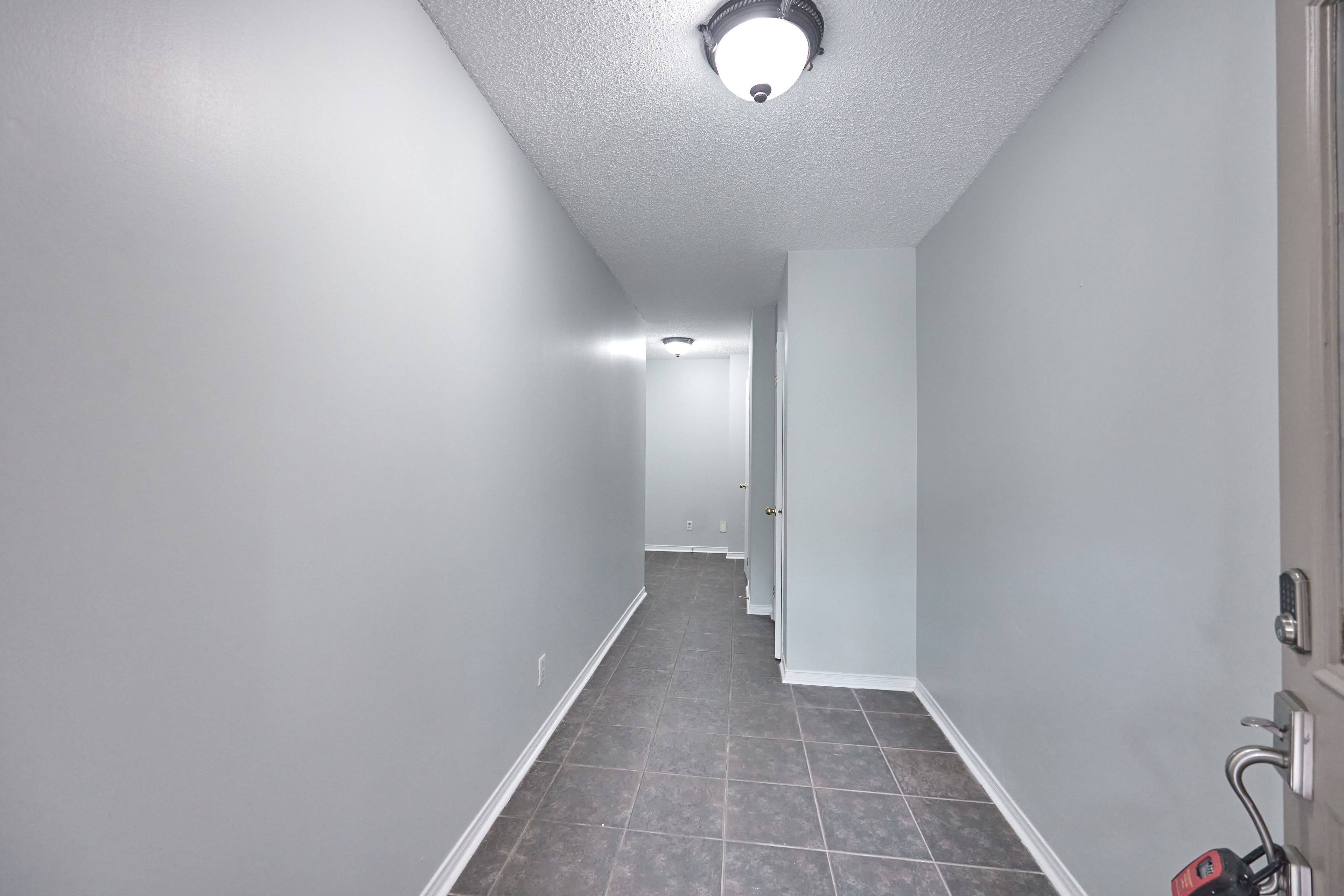 Whitby, ON L1N 9T9,75 Sprucedale WAY #36