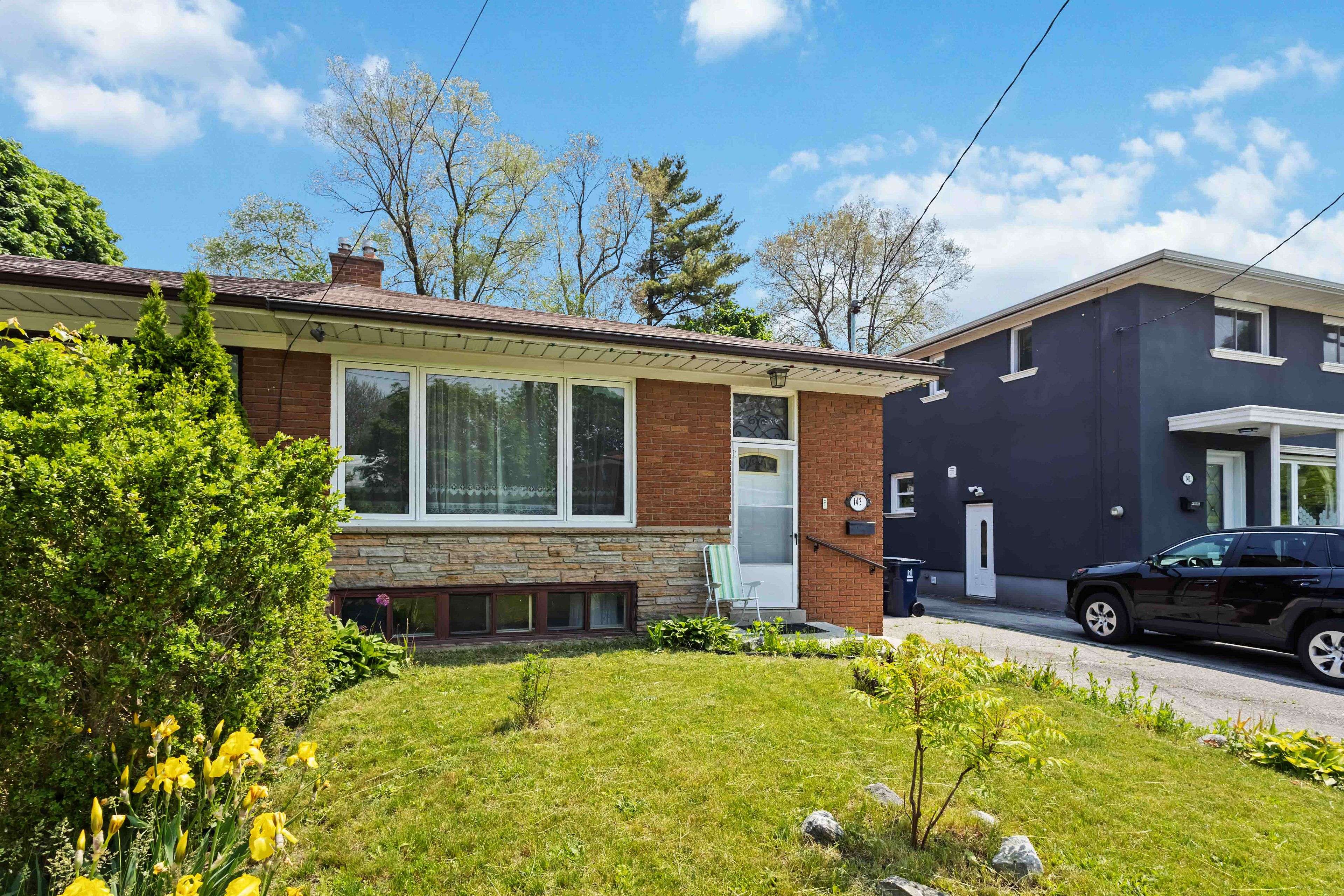 Toronto E10, ON M1E 3A1,143 Rodda BLVD