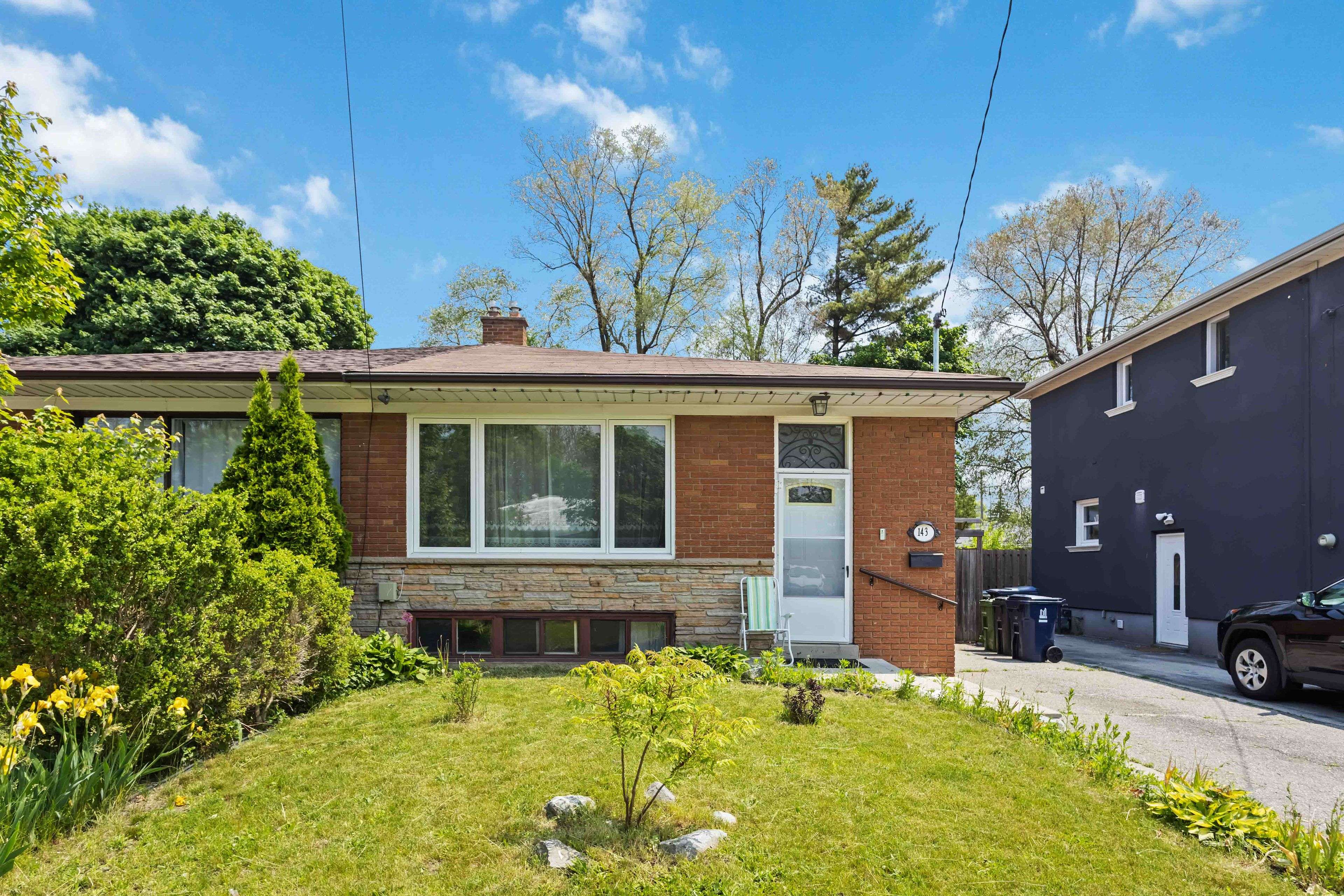 Toronto E10, ON M1E 3A1,143 Rodda BLVD