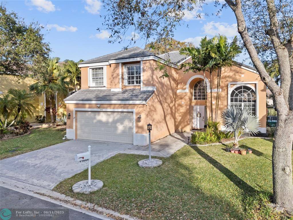 11644 NW 2nd Dr, Coral Springs, FL 33071