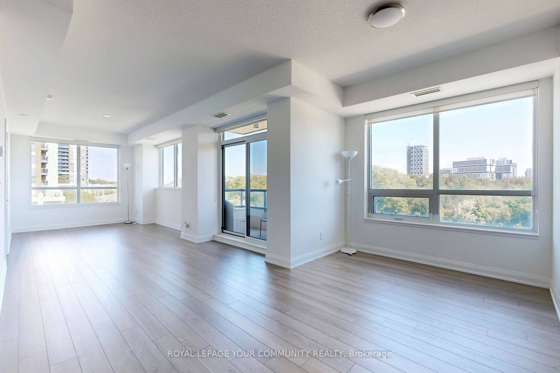 Markham, ON L6G 0G2,15 Water Walk DR #312