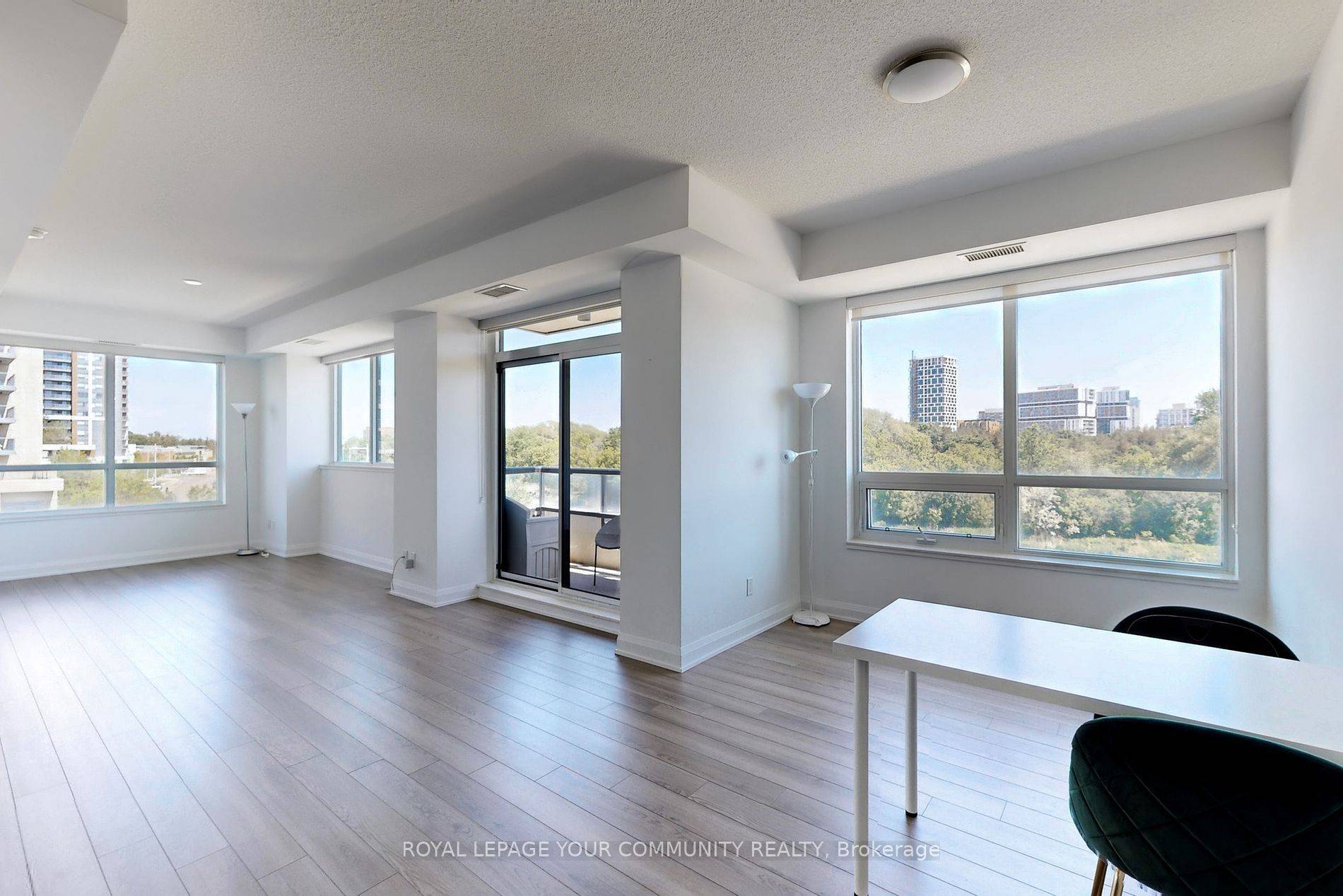 Markham, ON L6G 0G2,15 Water Walk DR #312