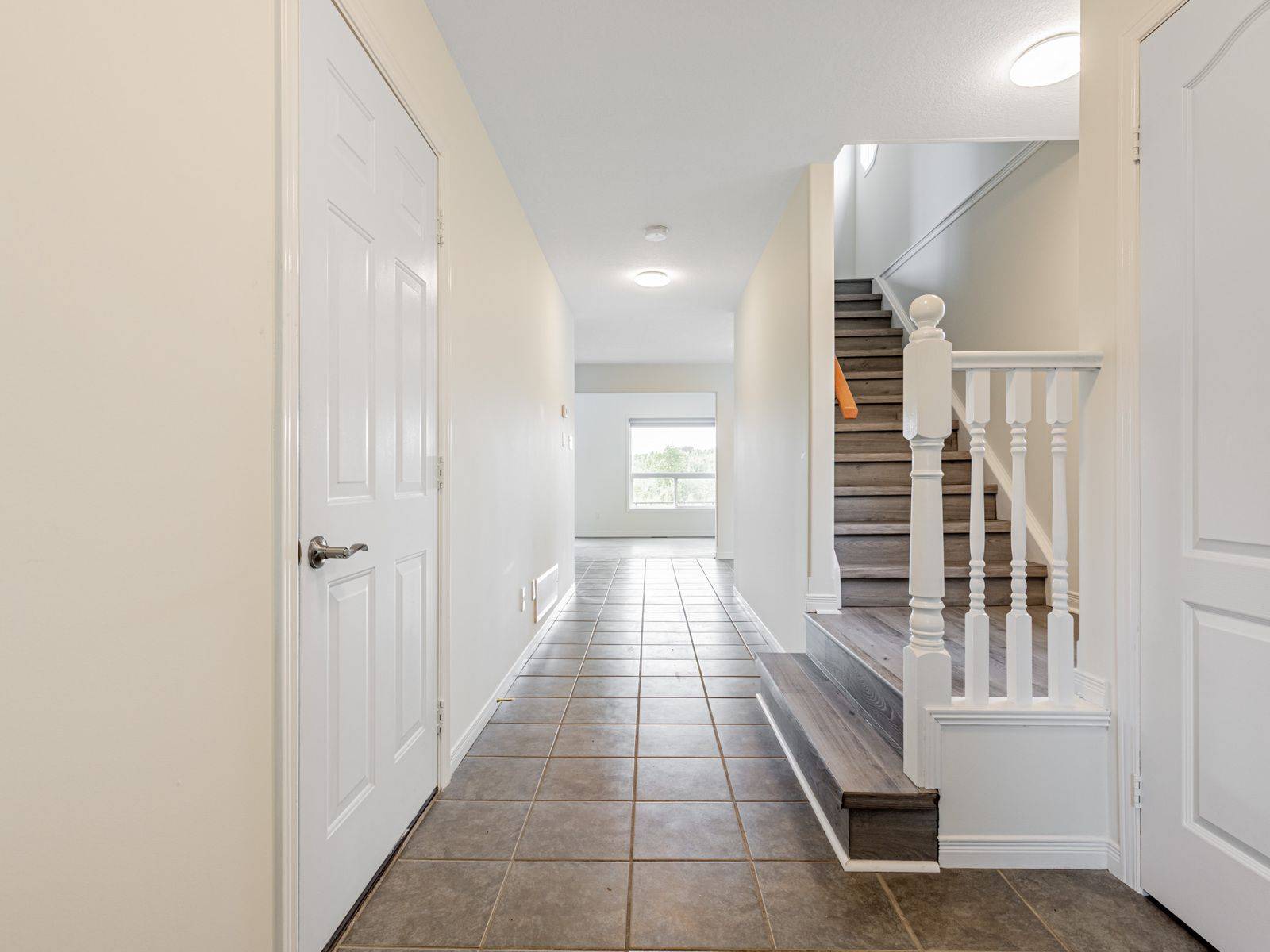 New Tecumseth, ON L9R 2G3,64 Shephard AVE