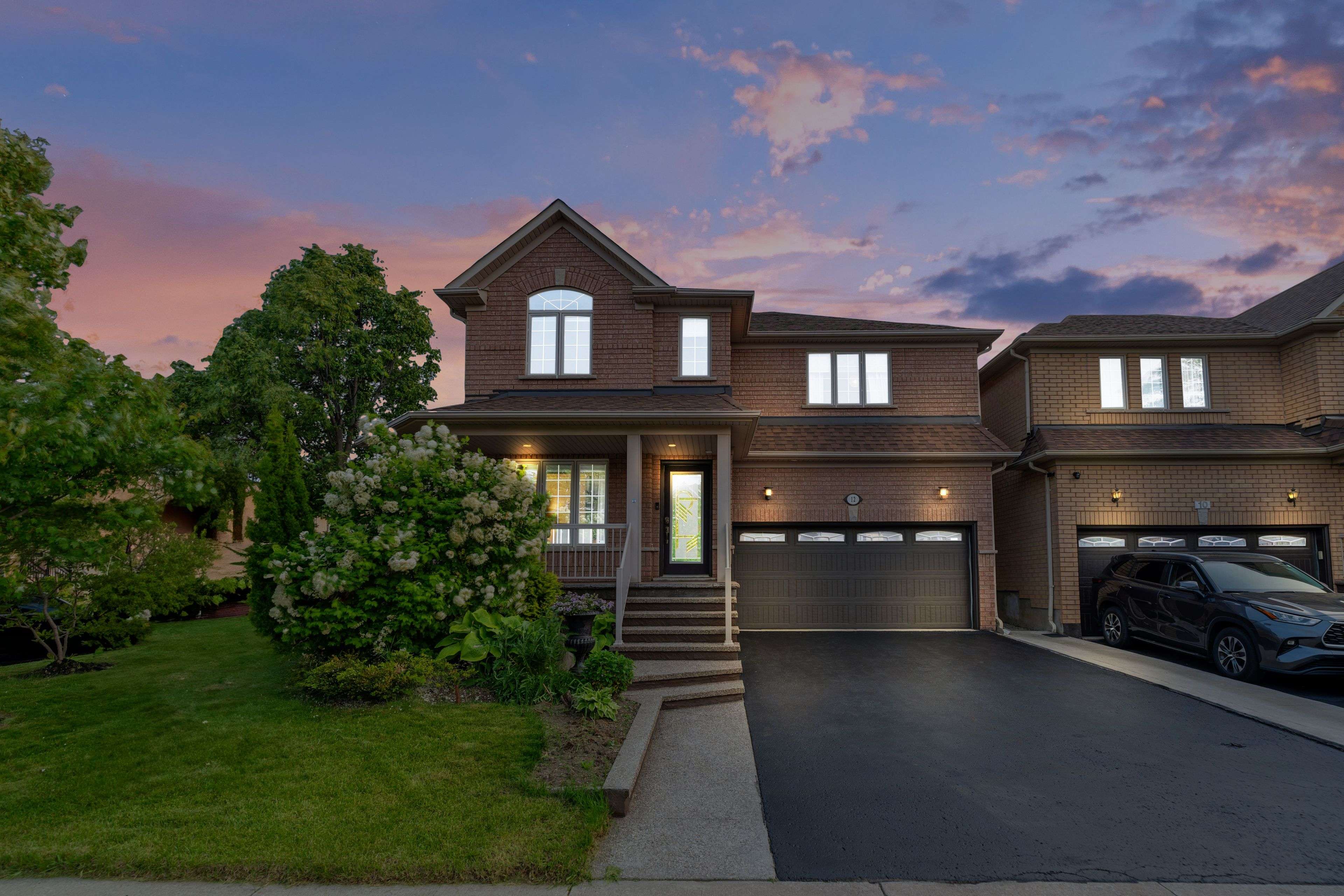 Brampton, ON L7A 2H1,12 mediterra DR E