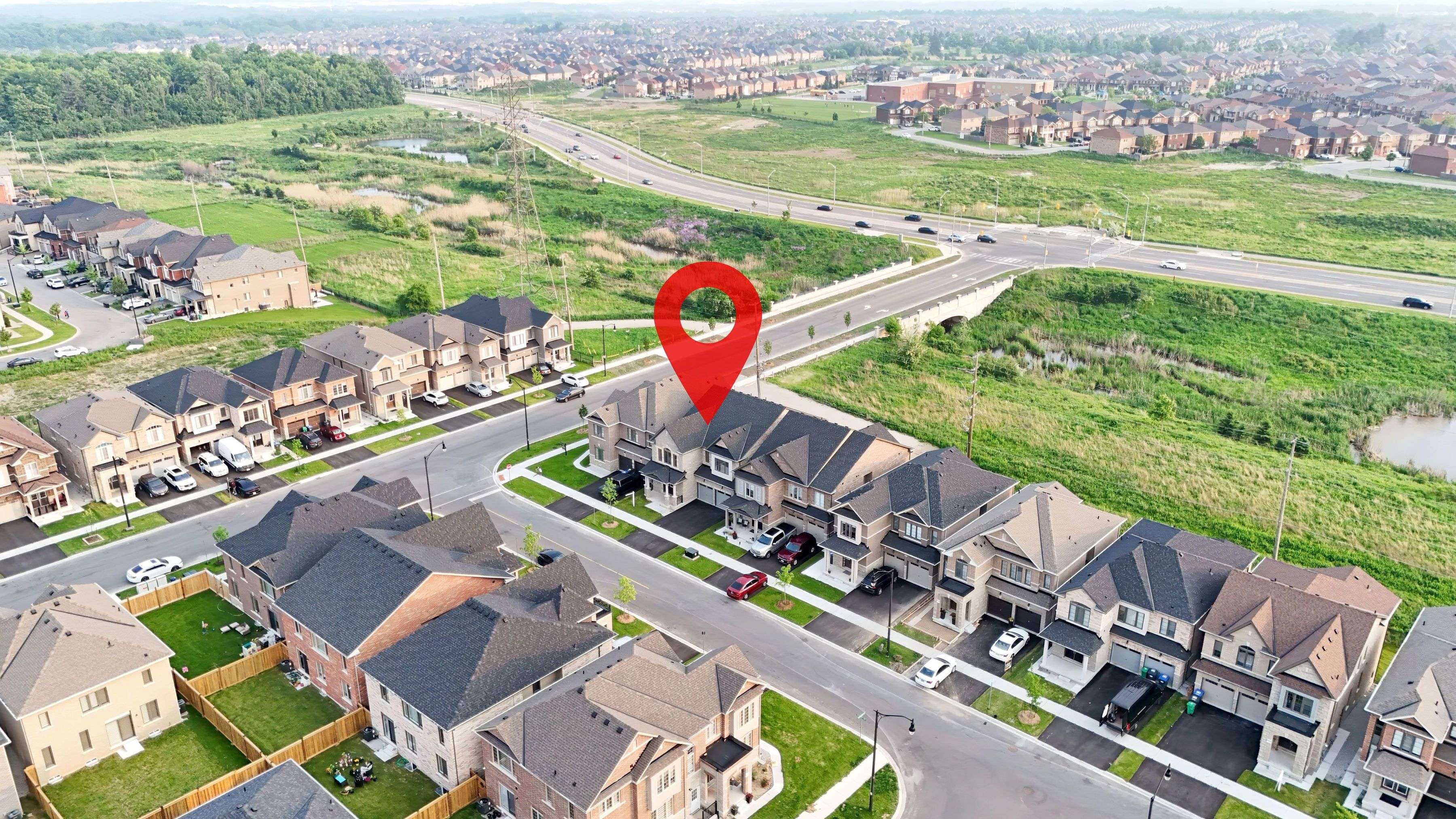 Brampton, ON L6X 0K7,4 Bavenden CRES