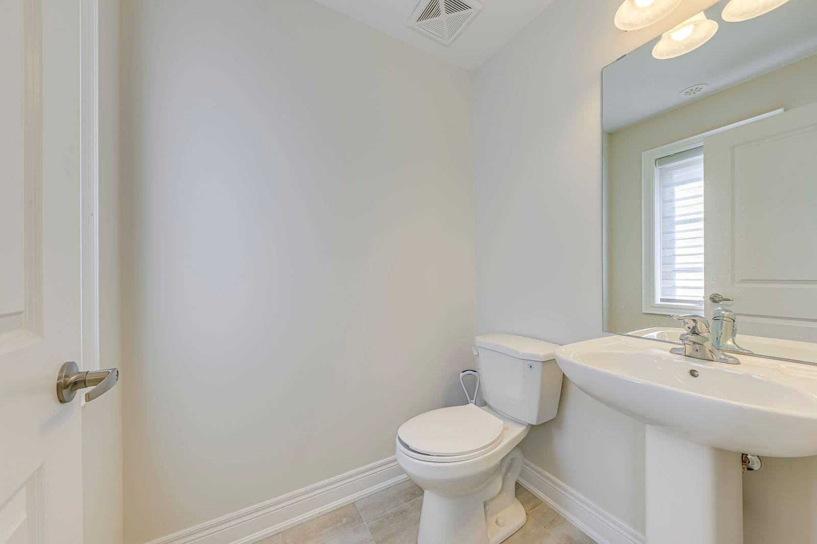 Oakville, ON L6H 8A5,280 Melody Common N/A #Unit#29