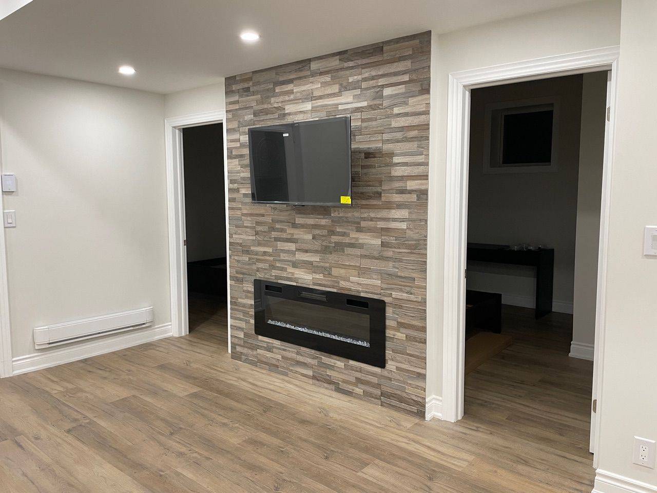 Toronto W04, ON M6B 2E2,263 Glen Park AVE ##Lower