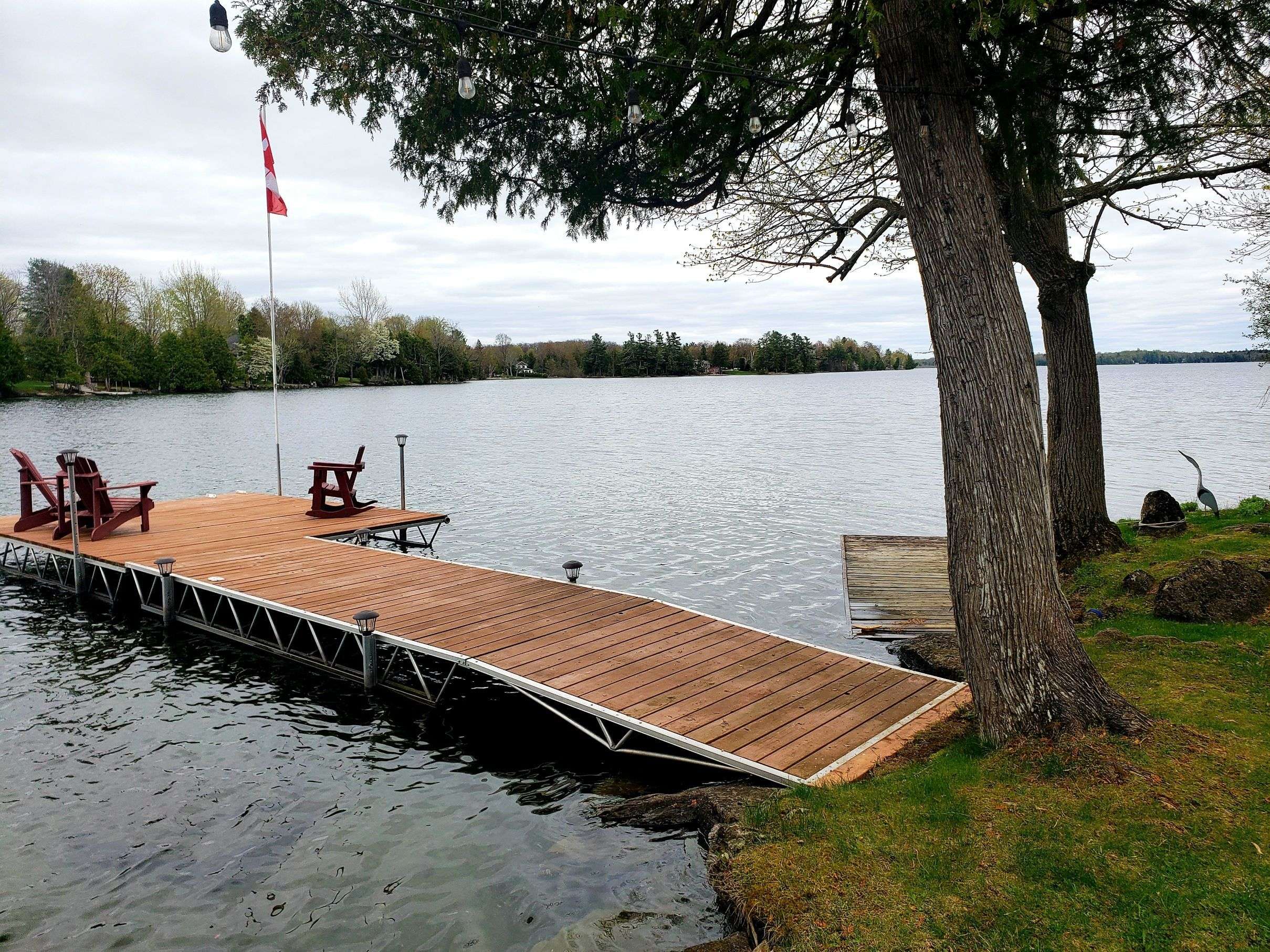 Rideau Lakes, ON K0G 1L0,7 B1 RD