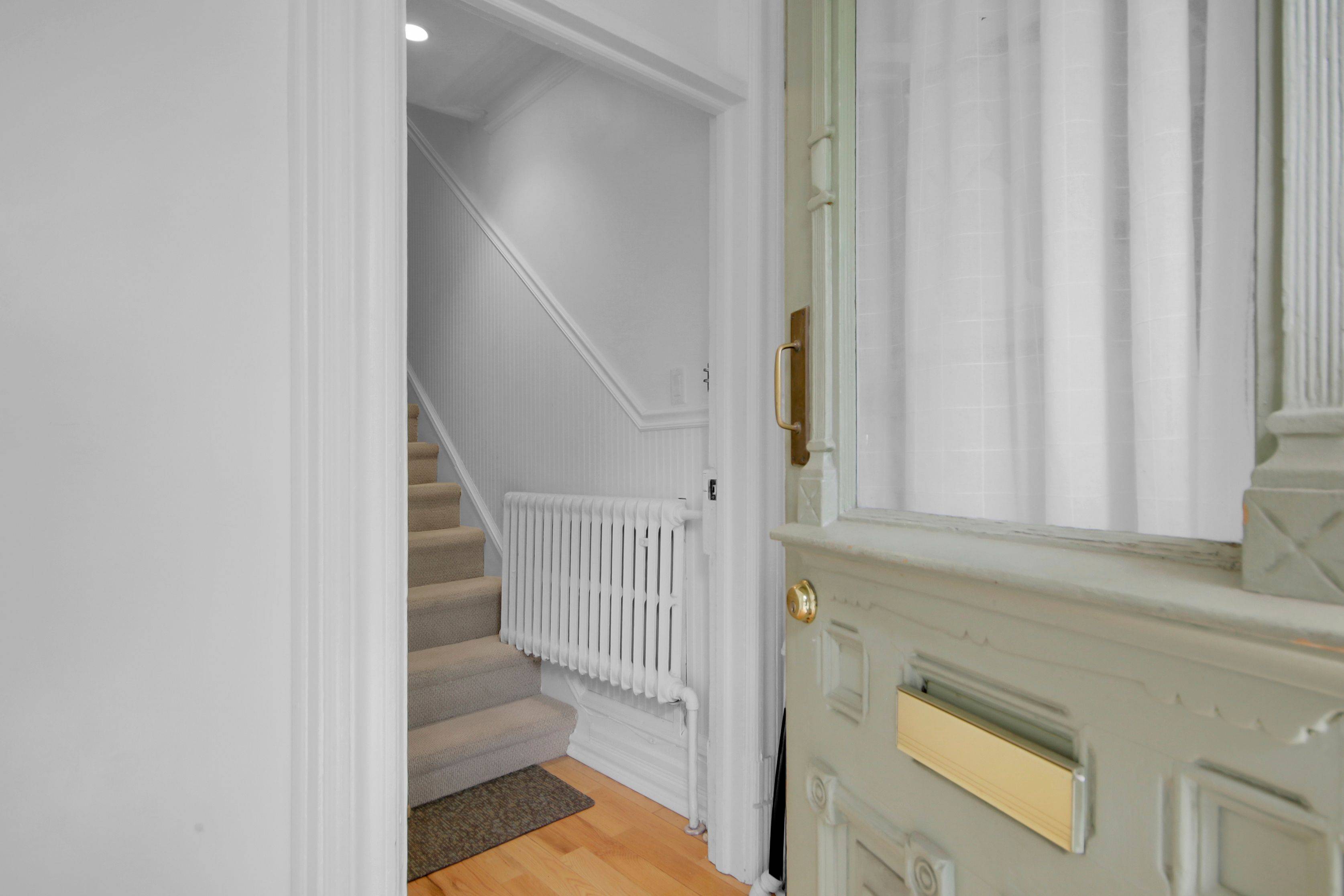 Lower Town - Sandy Hill, ON K1N 7T6,50 Sweetland AVE #C