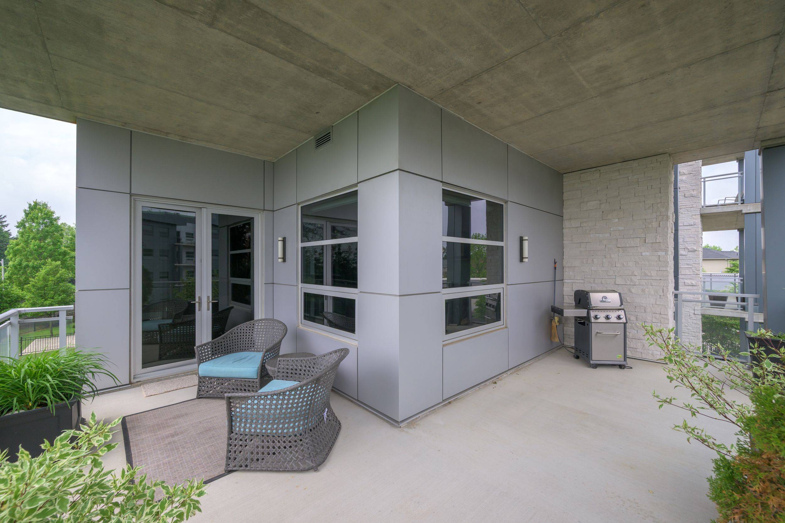 London North, ON N6G 5M6,1705 Fiddlehead PL #209