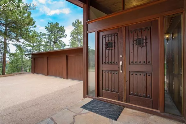 Larkspur, CO 80118,5565 Osage WAY