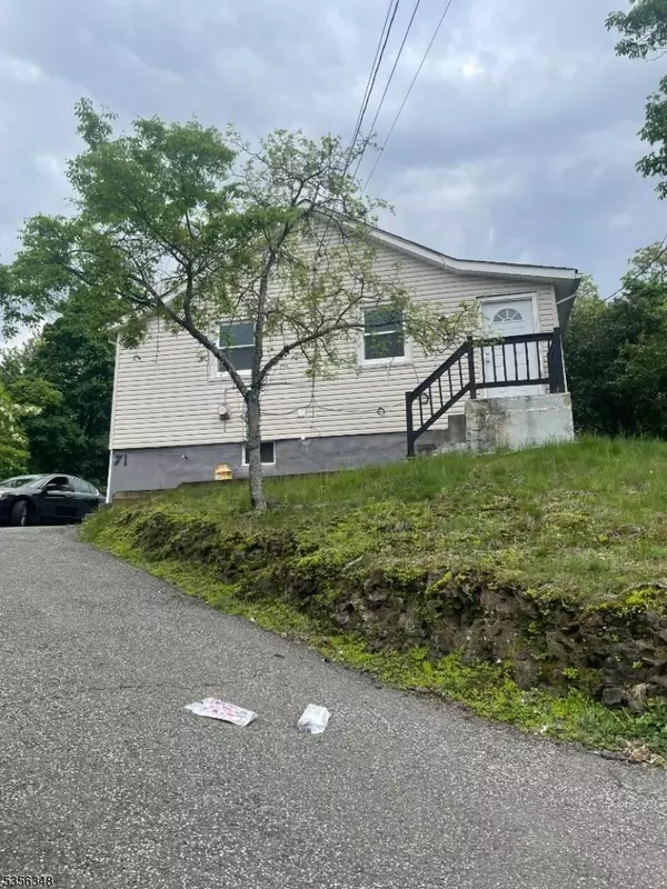 71-73 Garret St, Paterson City, NJ 07501