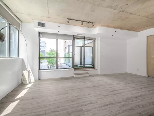 8 Gladstone AVE #213, Toronto C01, ON M6J 3K6