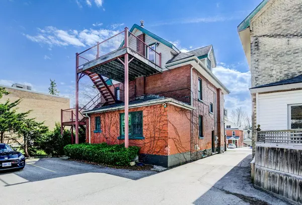 Stratford, ON N5A 5S6,112 Huron ST