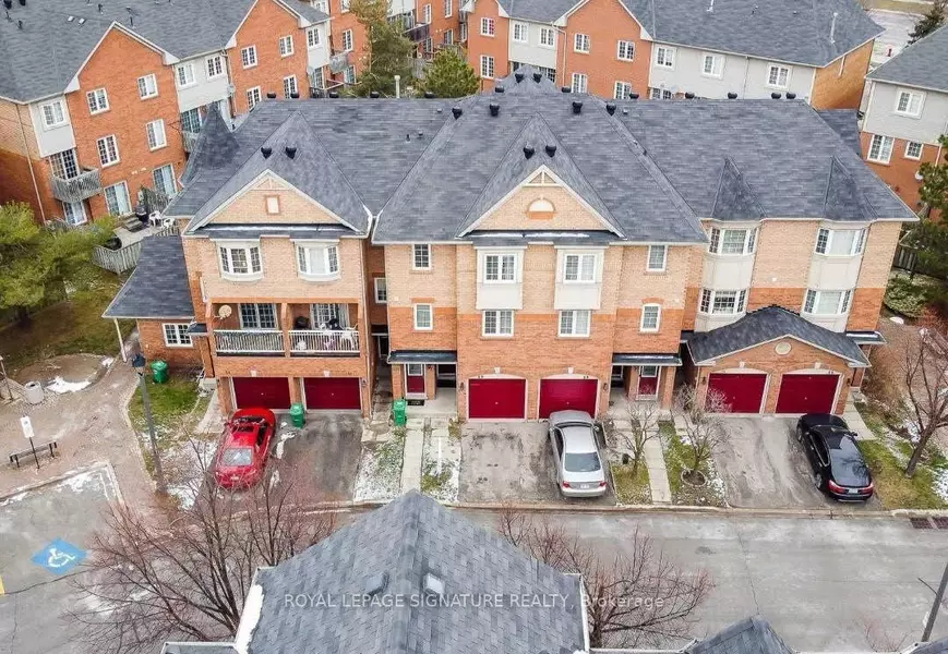 6950 Tenth Line W #29, Mississauga, ON L5N 6Y1