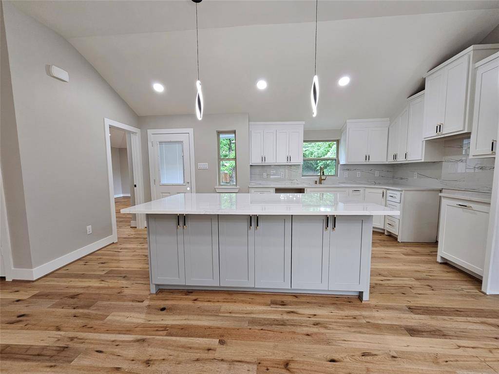 Dallas, TX 75217,8622 Eden Valley Lane