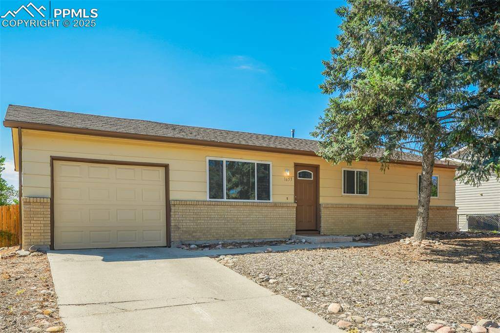 1653 Carmel DR, Colorado Springs, CO 80910