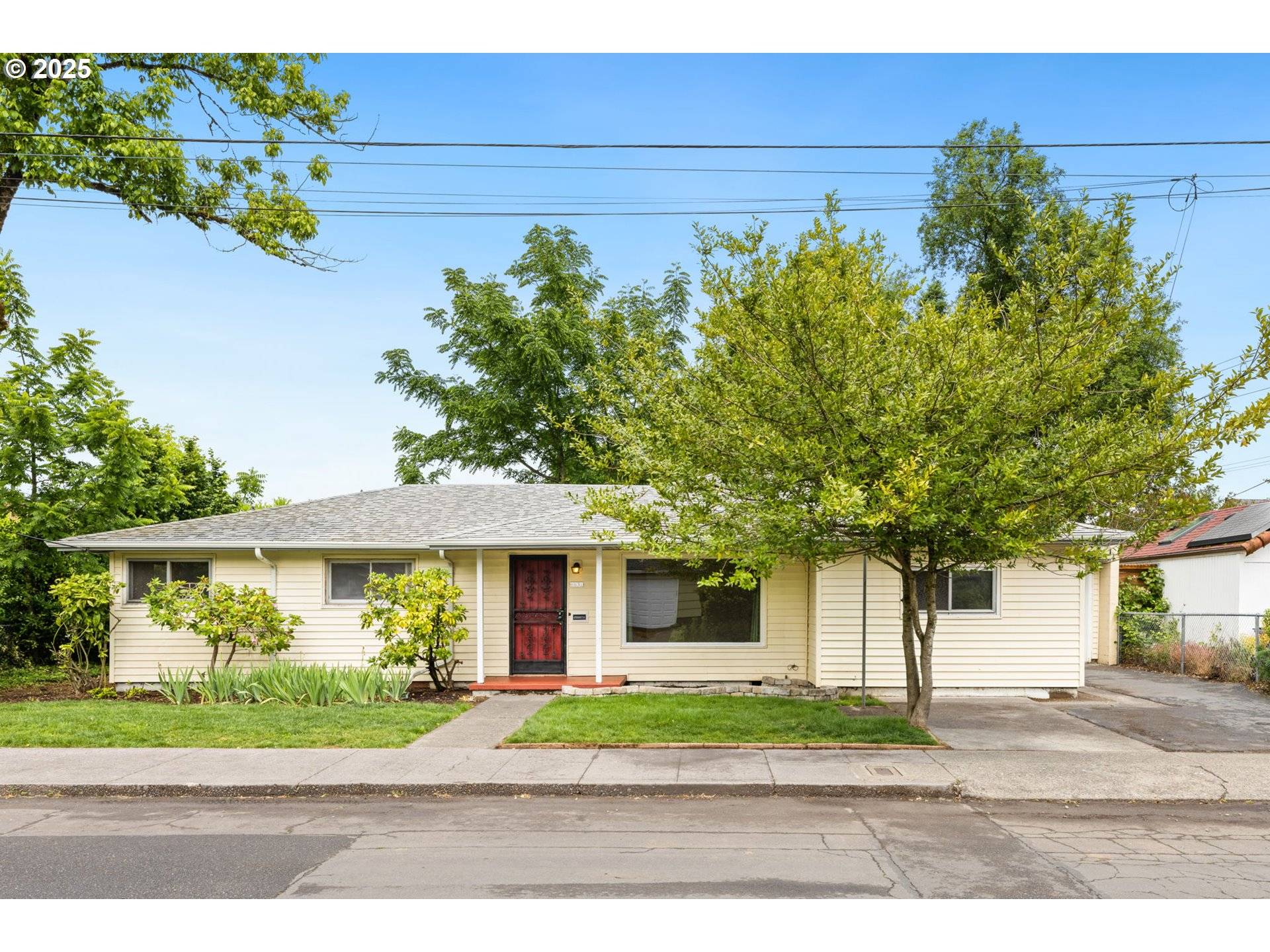 6631 SE MITCHELL CT, Portland, OR 97206