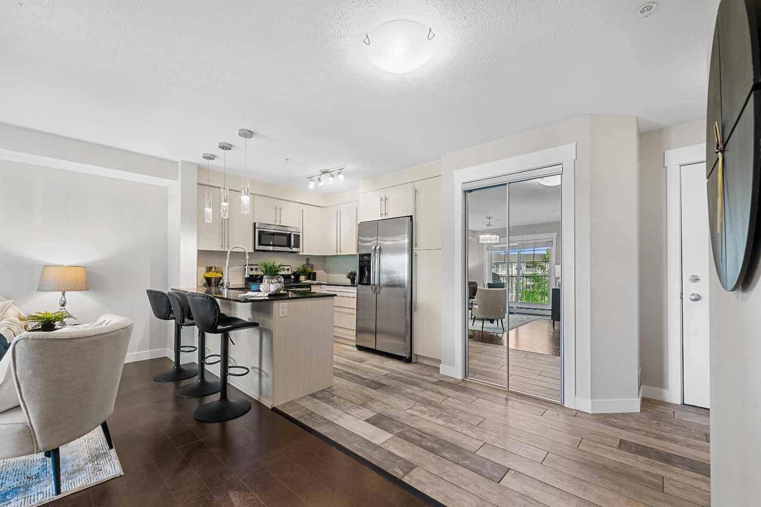 Calgary, AB T3M 2L6,11 Mahogany ROW Southeast #3316