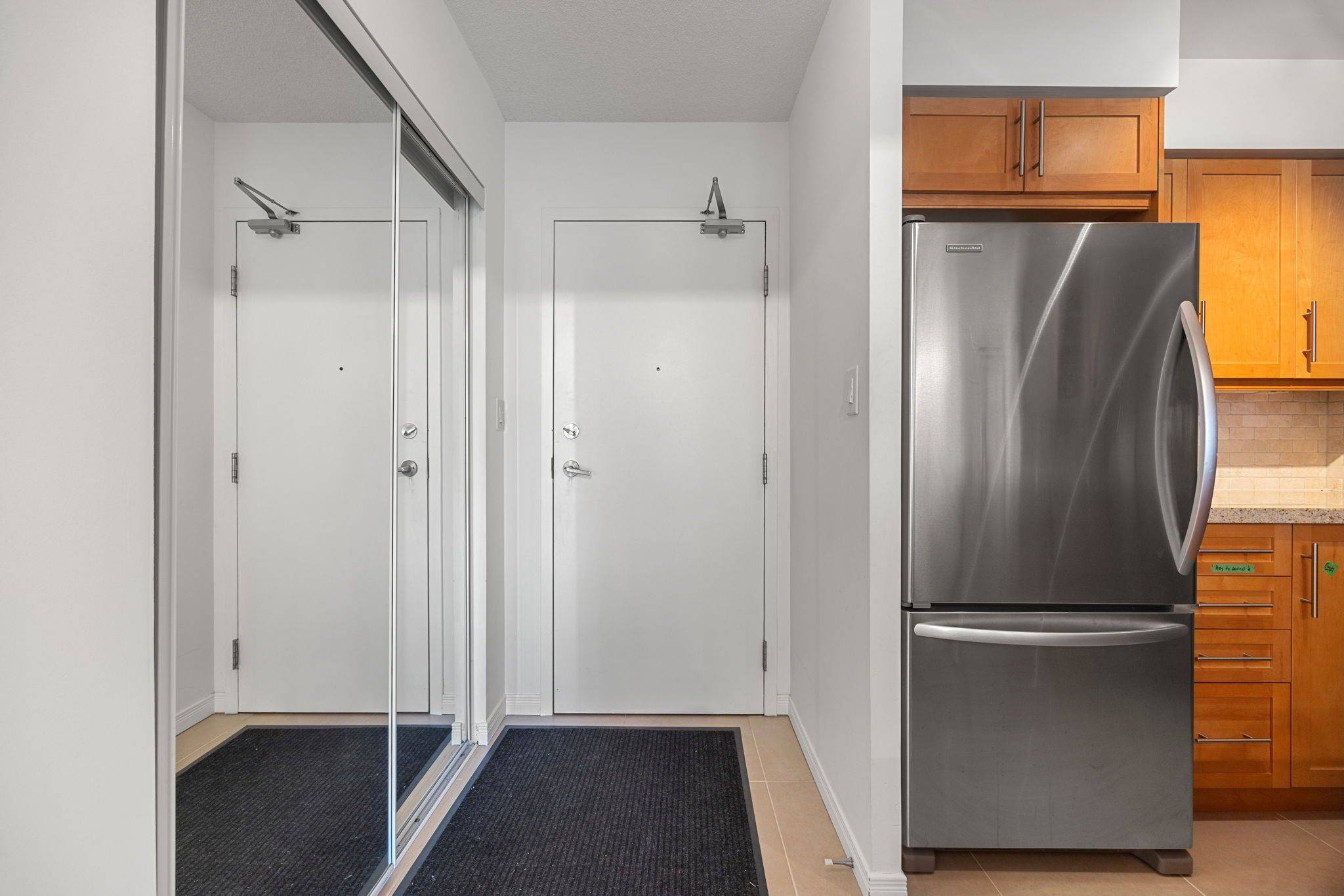 Toronto C10, ON M4S 3G2,260 Merton ST #601