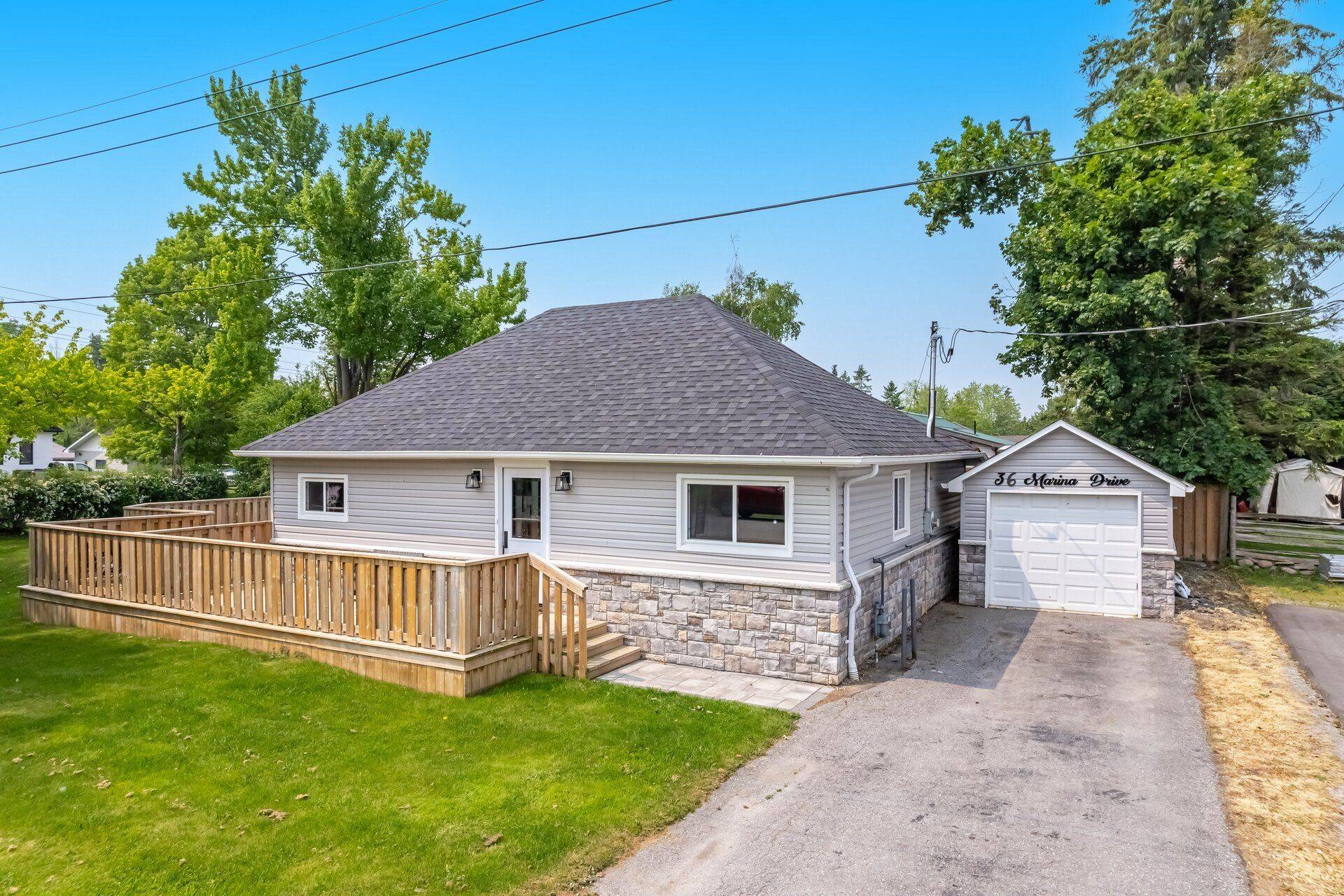 36 Marina DR, Scugog, ON L0B 1E0