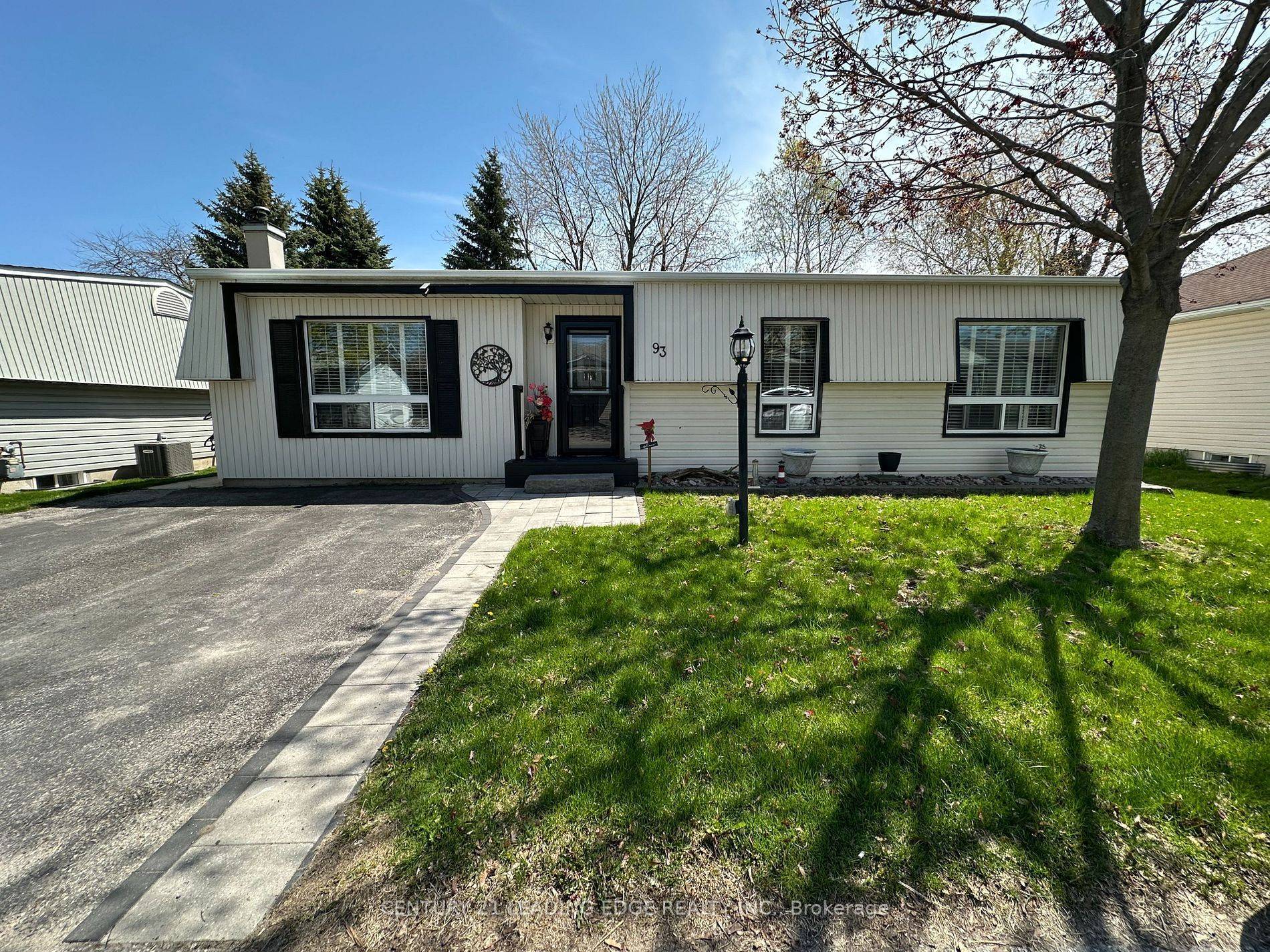 Clarington, ON L1B 1A7,93 Wilmot TRL